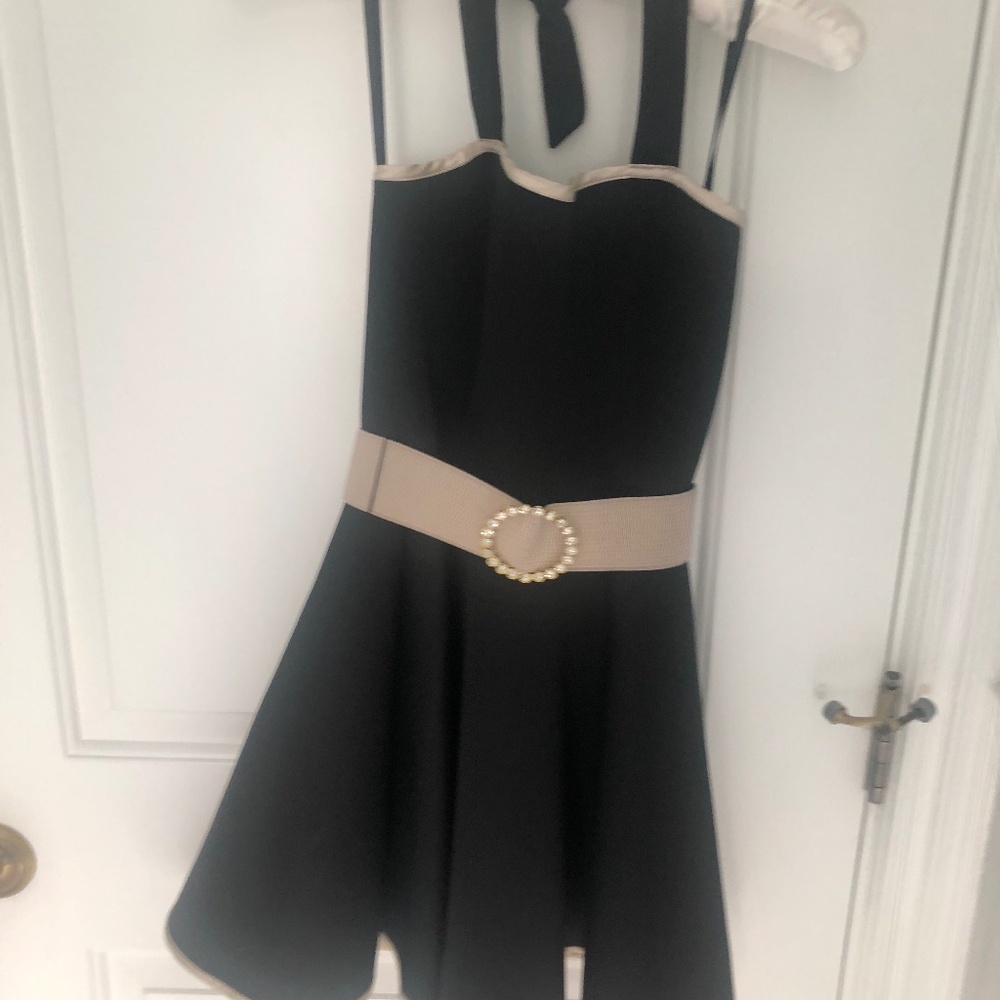 Un Deux Trois Party Dress Halter Neck Girls Size 10 Black Scuba Fabric with belt
